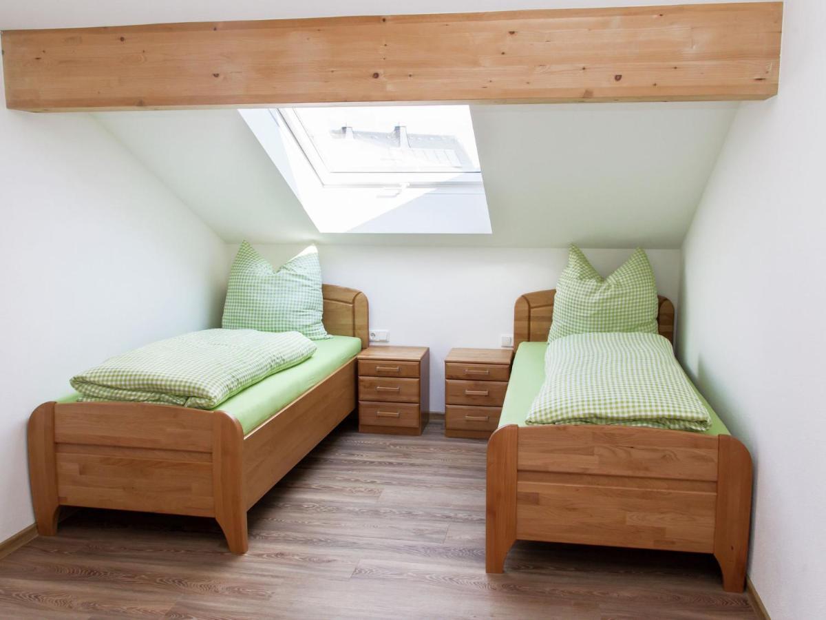 Lovely Modern Apartment With Private Terrace Ellscheid Esterno foto